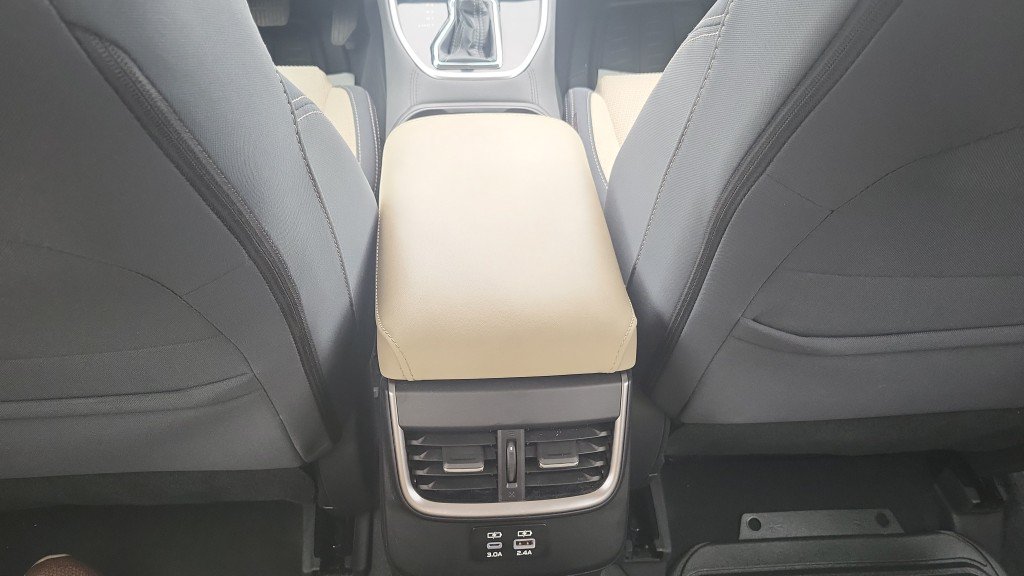 Used 2023 Subaru Outback Premium AWD/4WD image 27