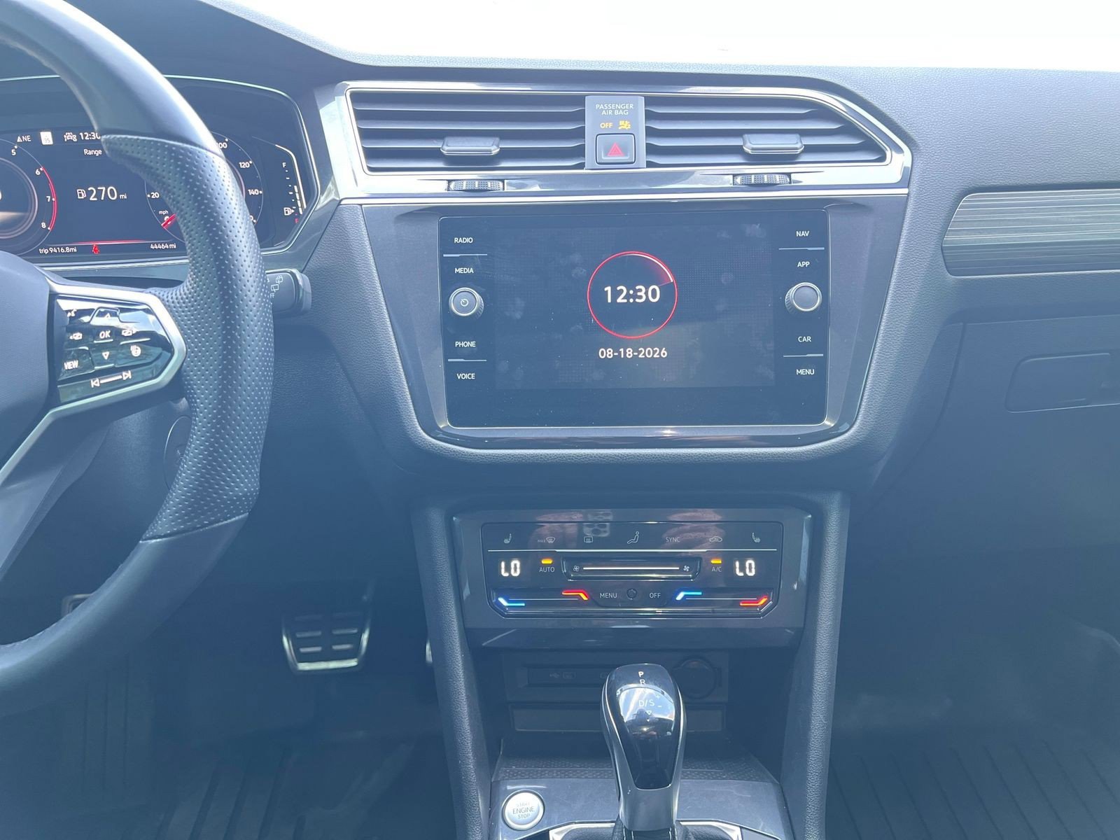Used 2022 Volkswagen Tiguan SEL R-Line AWD/4WD image 19