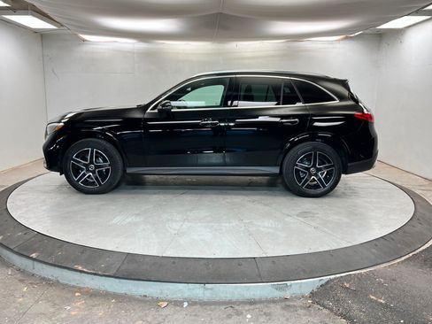 New 2026 Mercedes-Benz GLC 300 GLC 300 image 2