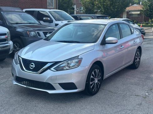 Used 2019 Nissan Sentra S FWD image 3