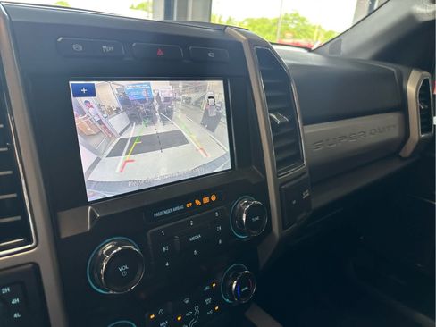Certified 2021 Ford F250 Lariat AWD/4WD image 19