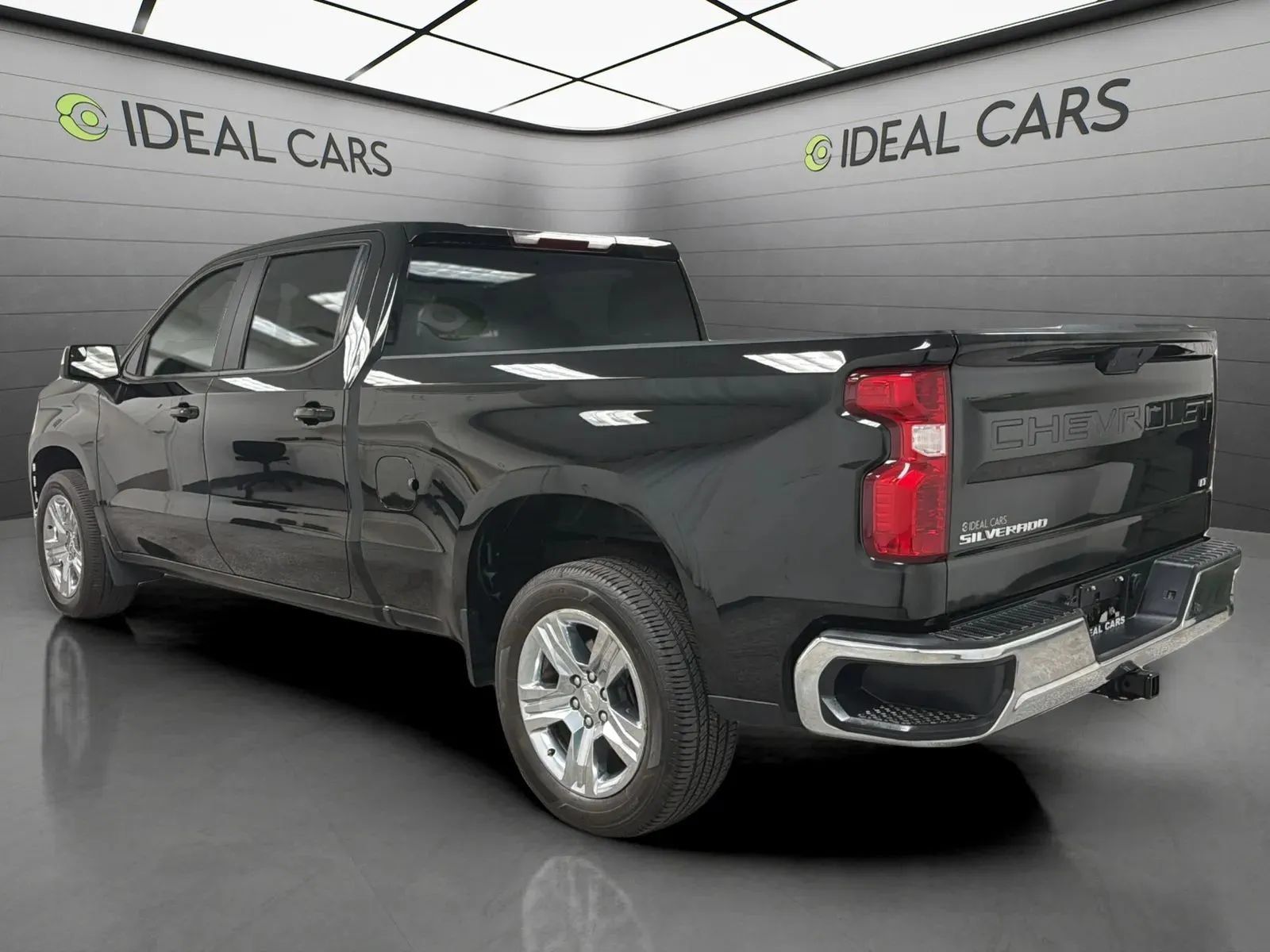 Used 2022 Chevrolet Silverado 1500 LT RWD image 7