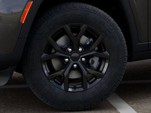 Used 2026 Jeep Grand Cherokee L 4WD image 8