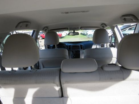 Used 2013 Toyota Venza LE image 27