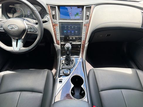 Used 2018 INFINITI Q50 Luxe w/ Essential Package (3.0T Luxe) RWD image 18