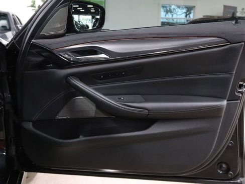 Used 2021 BMW M5 w/ Executive Package image 22