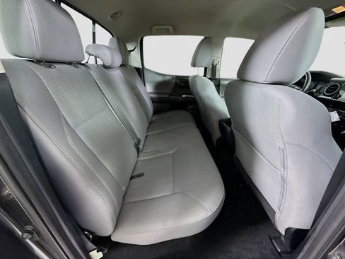 Certified 2019 Toyota Tacoma SR5 RWD image 27