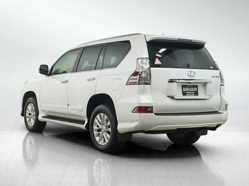 Used 2014 Lexus GX 460 w/ Premium Package AWD/4WD image 3