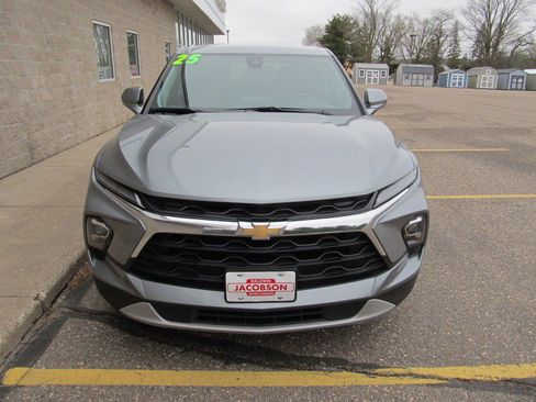 Used 2025 Chevrolet Blazer LT image 7