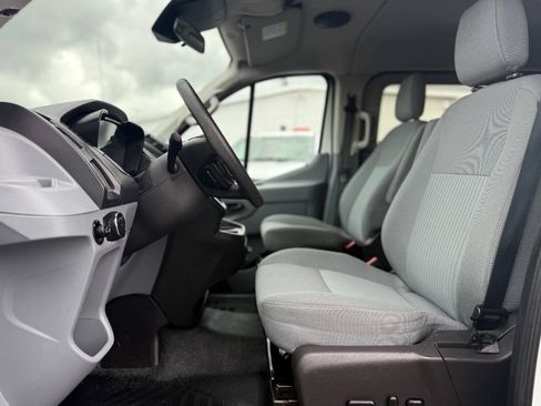 Used 2016 Ford Transit 150 XLT RWD image 19