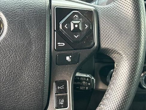 Used 2021 Toyota Tacoma TRD Off-Road AWD/4WD image 25