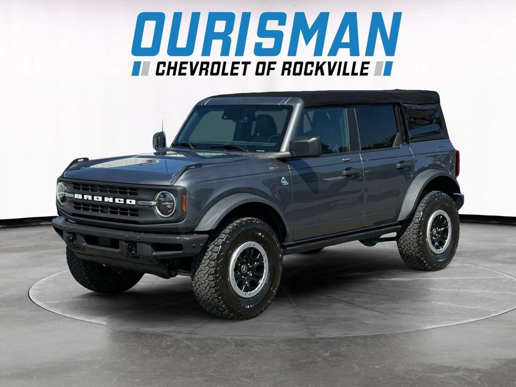 Used 2022 Ford Bronco Black Diamond w/ Sasquatch Package AWD/4WD image 2
