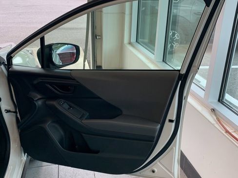 Certified 2025 Subaru Crosstrek 2.0i Premium image 15