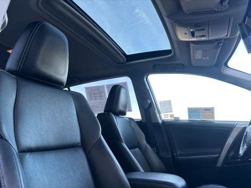 Certified 2018 Toyota RAV4 Limited w/ Advanced Technology Package image 18