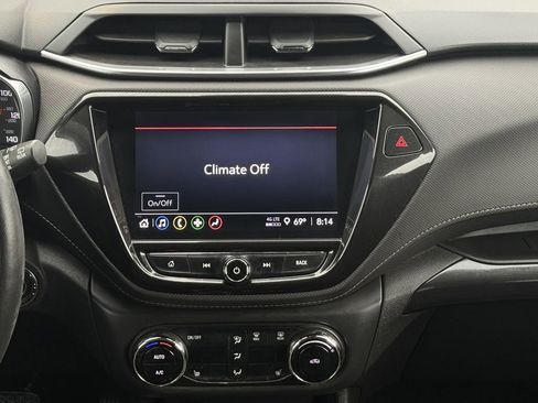 Used 2021 Chevrolet TrailBlazer ACTIV w/ Convenience Package FWD image 17