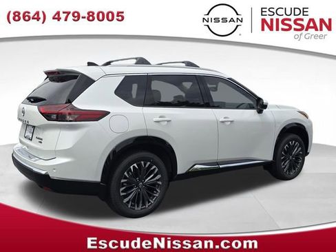 New 2026 Nissan Rogue Platinum AWD/4WD image 3