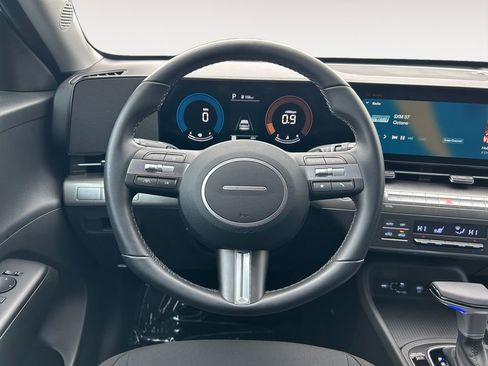 Used 2025 Hyundai Kona SEL FWD image 13