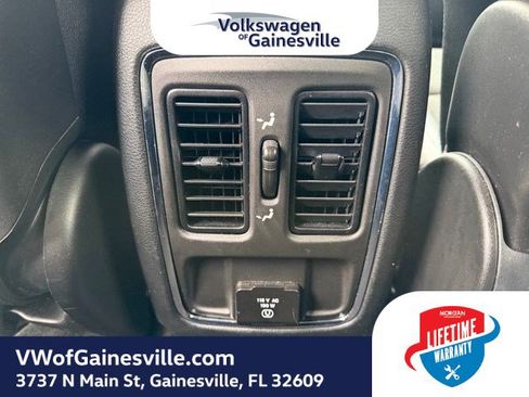 Used 2022 Jeep Grand Cherokee Laredo X RWD image 11