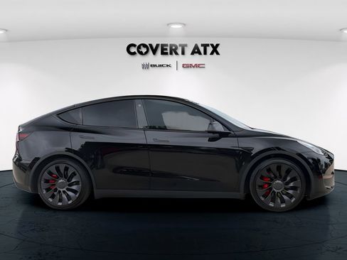 Used 2023 Tesla Model Y Performance AWD/4WD image 8