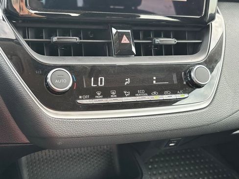 Used 2024 Toyota Corolla LE image 19