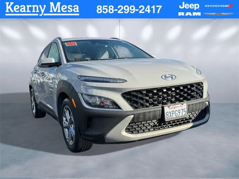 Used 2022 Hyundai Kona SEL image 1