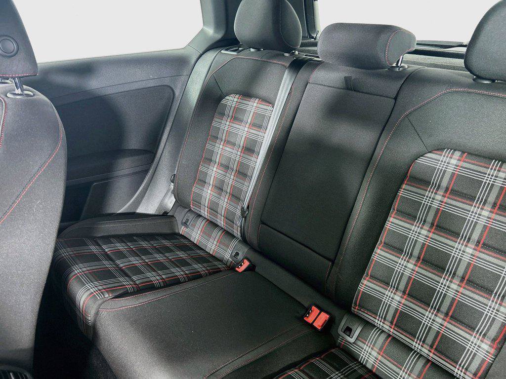 Used 2015 Volkswagen GTI S FWD image 22