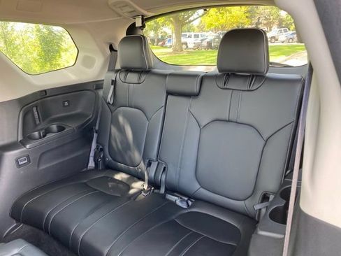 Used 2023 Honda Pilot Elite image 18