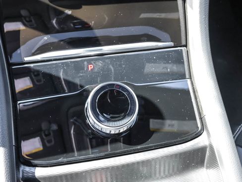 New 2025 Jeep Grand Cherokee Altitude image 22