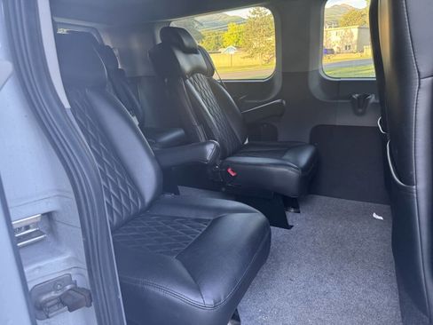 Used 2019 Ford Transit 150 XLT RWD image 14