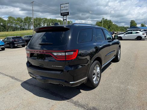 Used 2024 Dodge Durango Citadel image 5