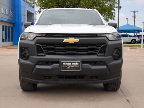 Used 2023 Chevrolet Colorado W/T AWD/4WD image 8