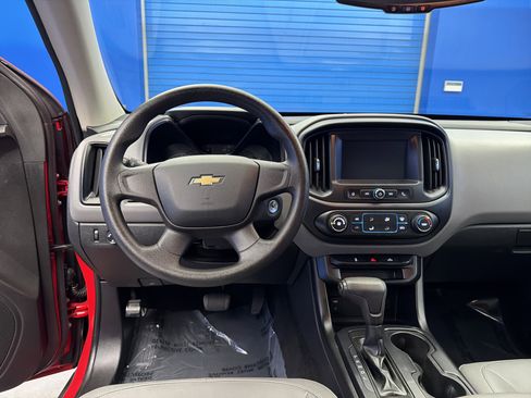 Used 2017 Chevrolet Colorado W/T image 23
