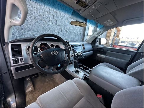 Used 2009 Toyota Sequoia SR5 image 2