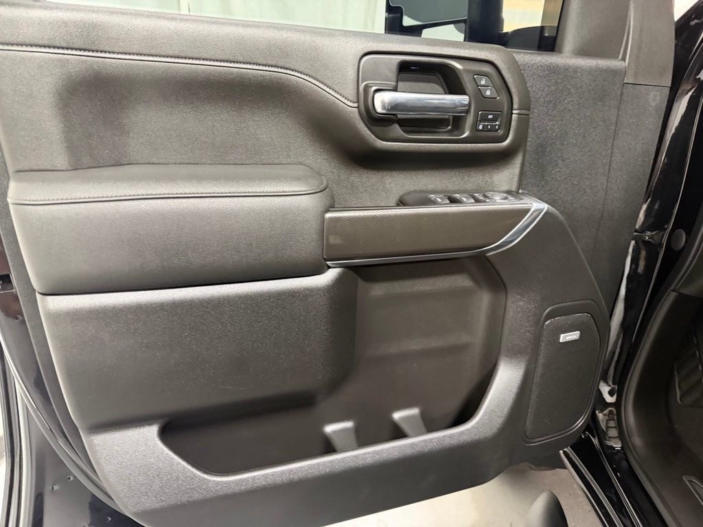 Used 2022 Chevrolet Silverado 2500 LTZ w/ Carhartt Edition AWD/4WD image 12