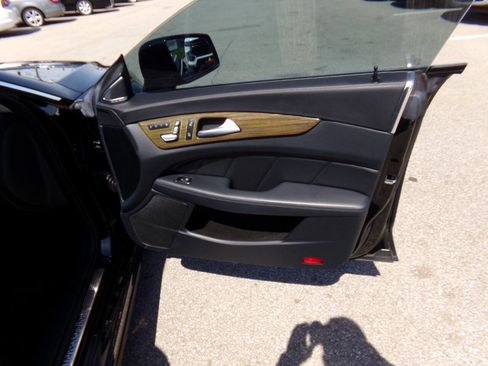 Used 2015 Mercedes-Benz CLS 400 image 30