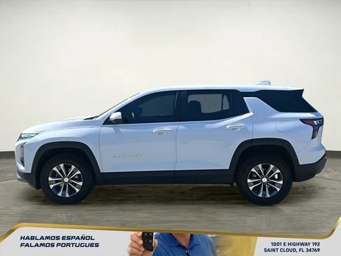 Used 2025 Chevrolet Equinox LT w/ Safety and Technology Package FWD image 3