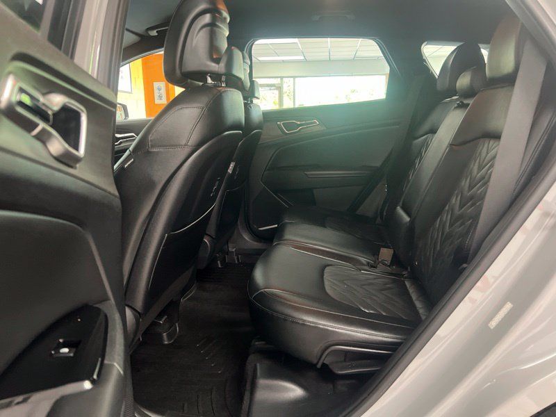 Used 2023 Kia Sportage X-Line AWD/4WD image 14