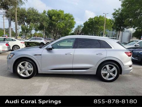 Used 2019 Audi e-tron Premium Plus image 5