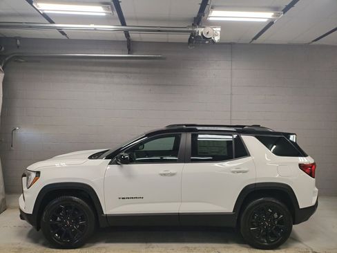 New 2026 GMC Terrain Elevation w/ Elevation Premium Package image 17