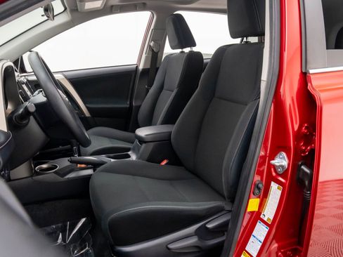 Used 2015 Toyota RAV4 XLE image 15