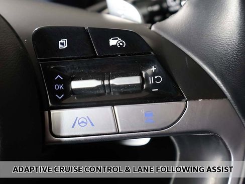 Used 2022 Hyundai Tucson Limited image 6