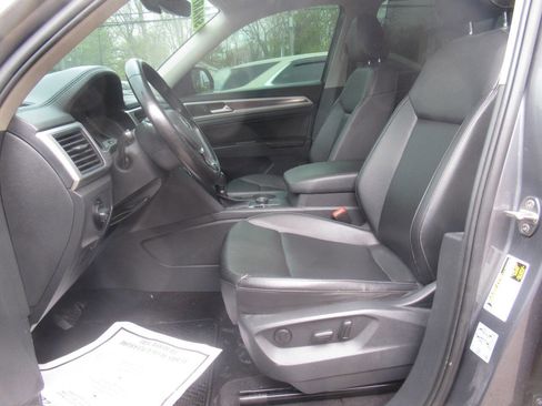Used 2018 Volkswagen Atlas SE AWD/4WD image 21