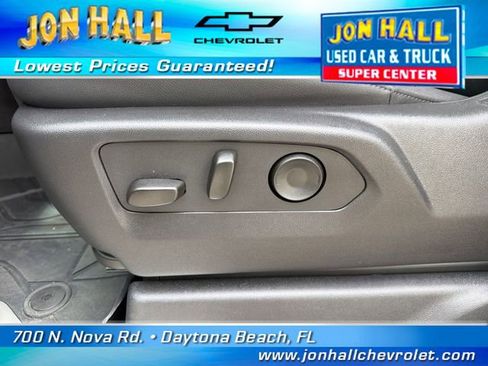 Used 2025 Chevrolet Silverado 3500 LTZ w/ LTZ Convenience Package AWD/4WD image 22