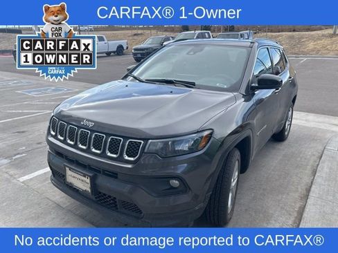 Used 2023 Jeep Compass Latitude w/ Convenience Group image 2