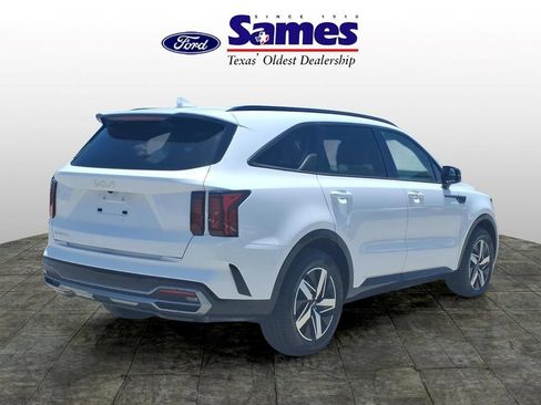 Used 2023 Kia Sorento S FWD image 3