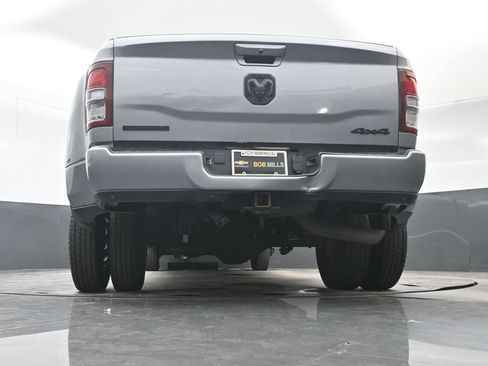 Used 2021 RAM 3500 Big Horn w/ Night Edition AWD/4WD image 14