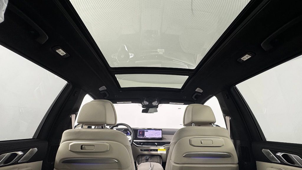 New 2026 BMW ALPINA XB7 AWD/4WD image 18