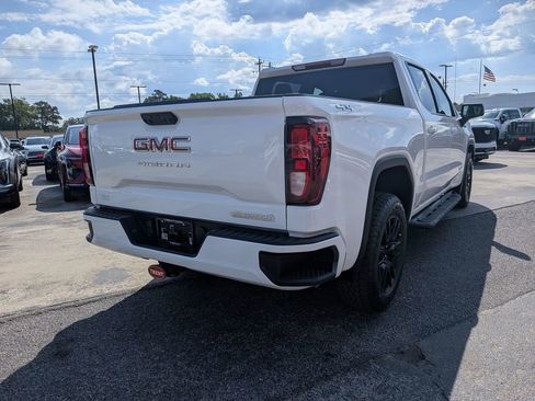 Certified 2024 GMC Sierra 1500 Elevation AWD/4WD image 4
