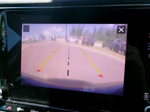 Certified 2024 Jeep Wagoneer L Series II w/ Flexible Seating Group AWD/4WD image 24