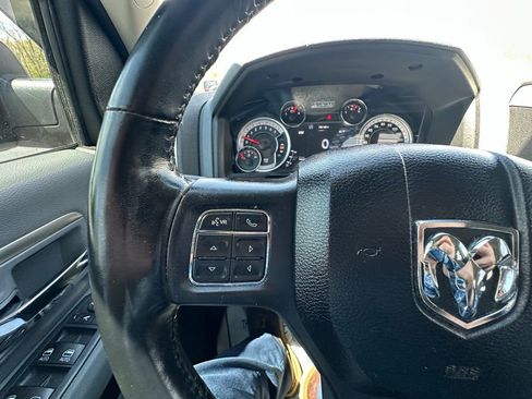 Used 2019 RAM 1500 Classic Warlock AWD/4WD image 18